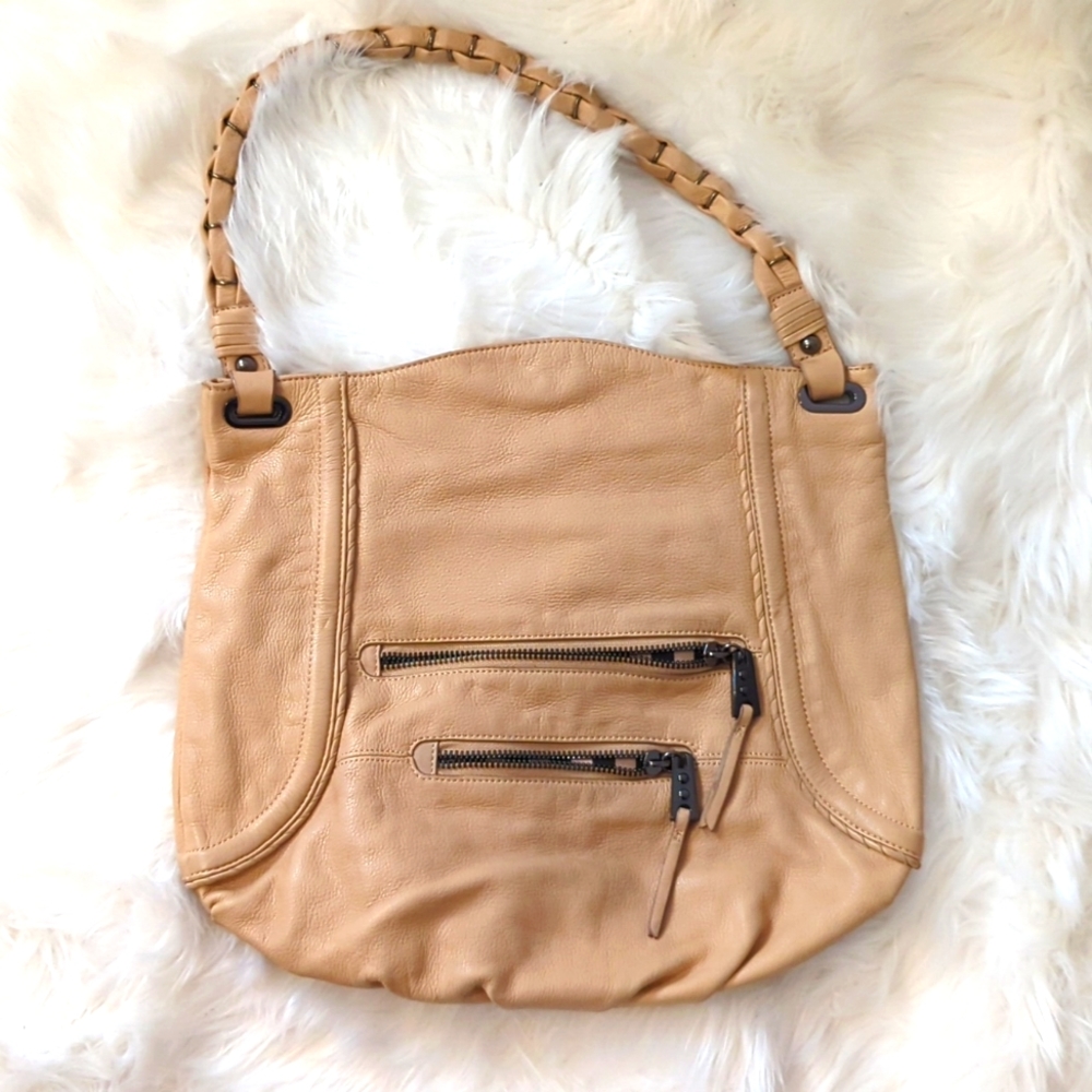 POUR LA VICTOIRE leather Tote Bag